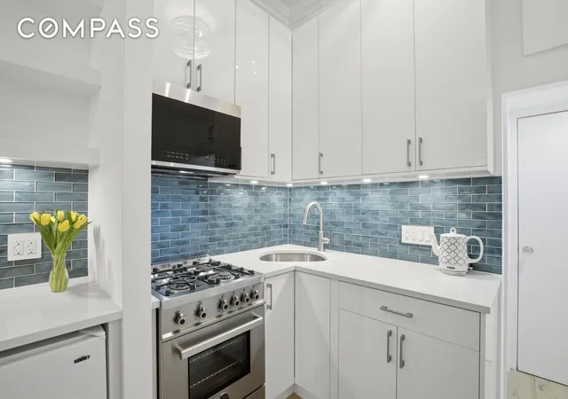 Photo 2 of Condo for sale at 20 Jane St #A, New York, NY 10014 | MLS# RLS20082110 | Listing updated on 2026-05-17