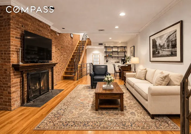 3rd image of 449 1/2 Hudson St, New York, NY 10014 | MLS# RLS20077073