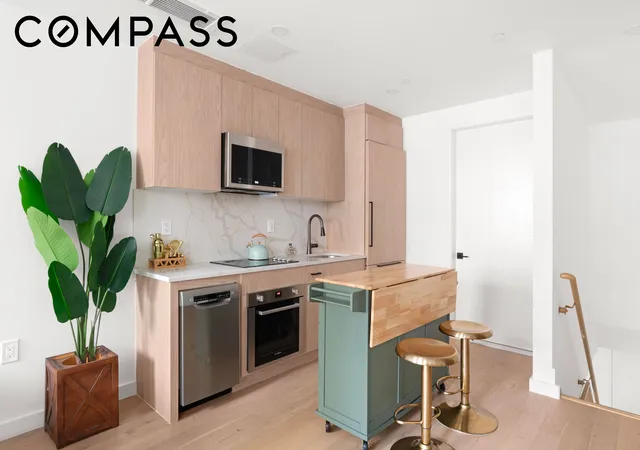 3rd image of 1218 Putnam Ave #1A, Brooklyn, NY 11221 | MLS# RLS20085354