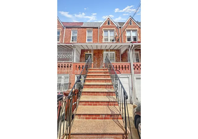 Homes for sale in New York City, NY | 211 E 56th St, New York City, NY 11203 | MLS# RLS20085361