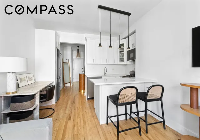 Photo 2 of Condo for sale at 87 Barrow St #5G, New York, NY 10014 | MLS# RLS20085400 | Listing updated on 2026-07-17