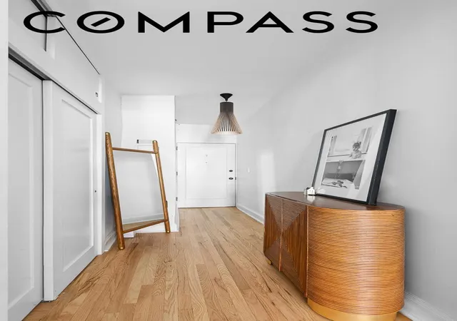 Photo 4 of House for sale at 87 Barrow St #5G, New York, NY 10014 | MLS# RLS20085400 | Listing updated on 2026-07-17