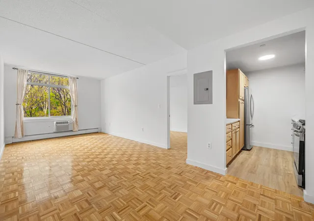 Photo 2 of House for sale at 130 Bradhurst Ave #502, New York City, NY 10039 | MLS# RLS20085429 | Listing updated on 2026-05-11