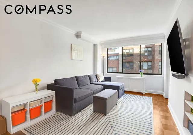 Photo 2 of House for sale at 345 E 73rd Street #7J, New York City, NY 10021 | MLS# RLS20069493 | Listing updated on 2026-10-05
