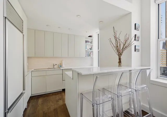 Photo 4 of Sale Pending at 80 Chambers St #11-E, New York City, NY 10007 | MLS# RLS20085472 | Listing updated on 2026-07-30