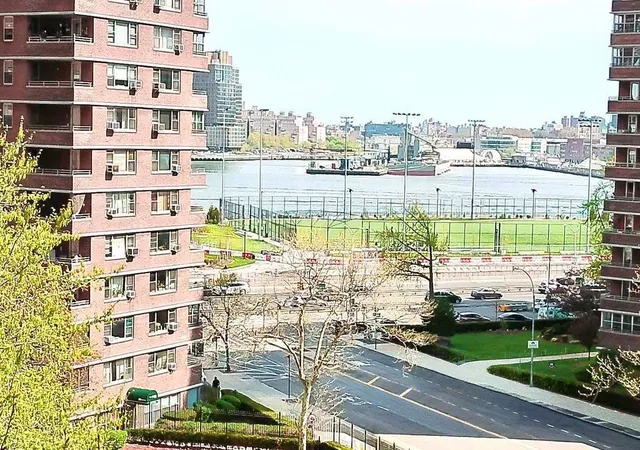 5th image of 572 Grand St #G604, New York City, NY 10002 | MLS# RLS20085525