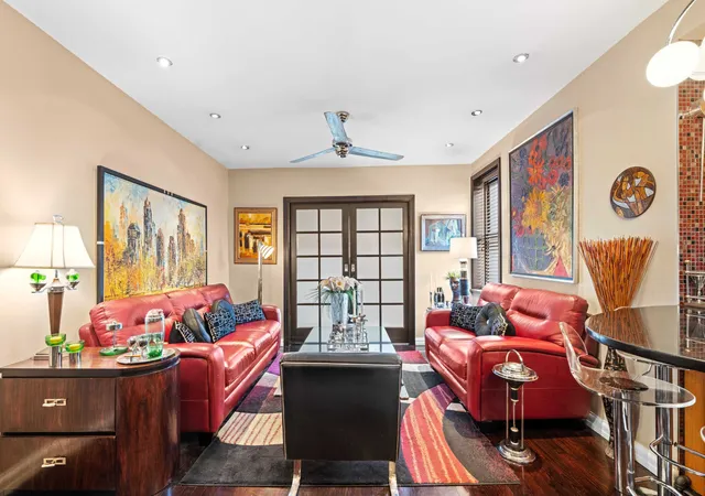 Homes for sale in New York City, NY | 50 E 8Th St, New York City, NY 10003