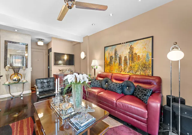 Homes for sale in New York City, NY | 50 E 8Th St, New York City, NY 10003