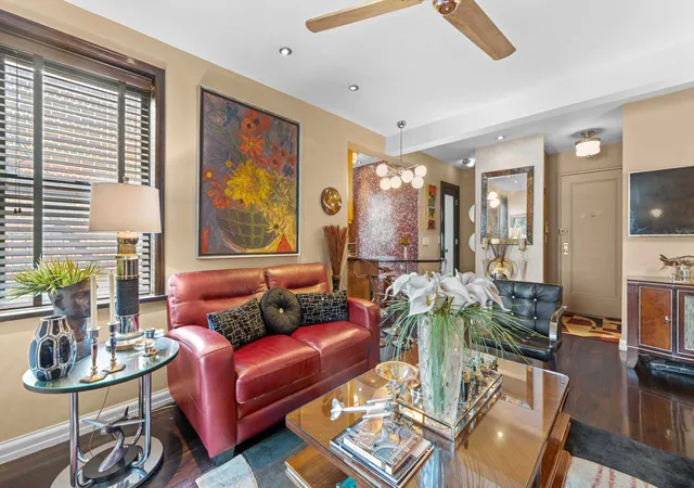 Homes for sale in New York City, NY | 50 E 8Th St, New York City, NY 10003