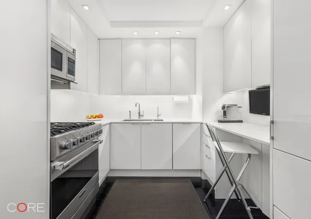 Homes for sale in New York City, NY | 120 E 90Th St #8D, New York City, NY 10128 | MLS# RLS20085586