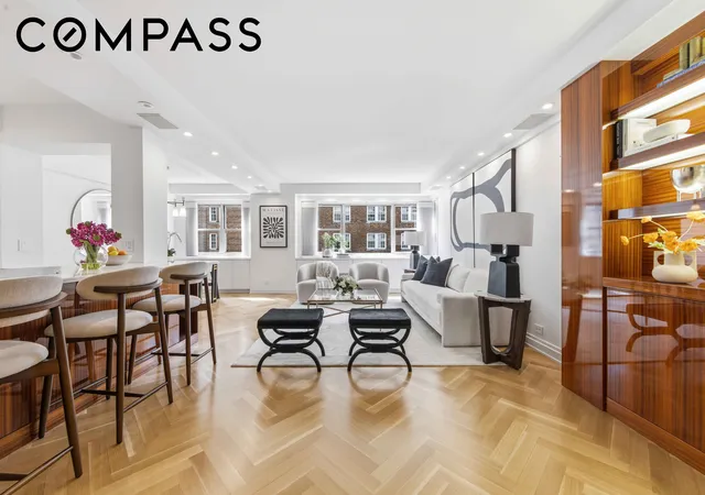 Listing Photo 3 - Condo for sale in building located at 40 E 78Th St, New York City, NY 10075 - Unit #5E