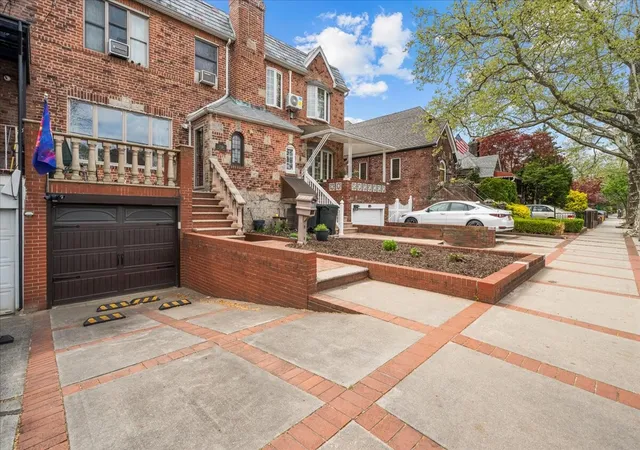 Photo 2 of Sale Pending at 1728 E 33rd Street, New York City, NY 11234 | MLS# RLS20085766 | Listing updated on 2026-06-23