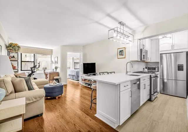 1st image of 220 E 67Th St #6J, New York City, NY 10065 | MLS# RLS20085802