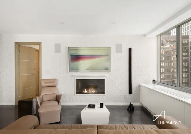 4th image of 61 W 62Nd St, New York City, NY 10023