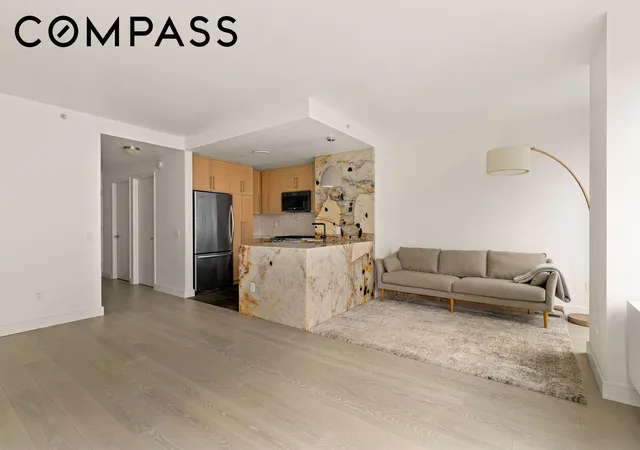 Photo 3 of House for sale at 415 Main St #9D, New York, NY 10044 | MLS# RLS20082557 | Listing updated on 2026-06-14