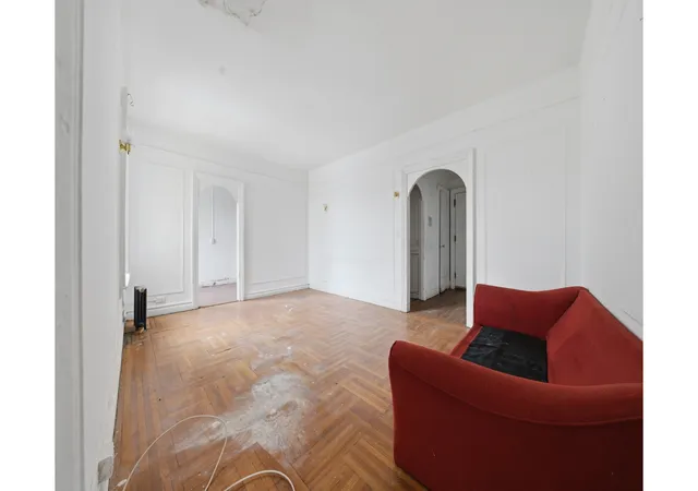 2nd image of 1715 Nelson Ave #6C, New York City, NY 10453 | MLS# RLS20085951