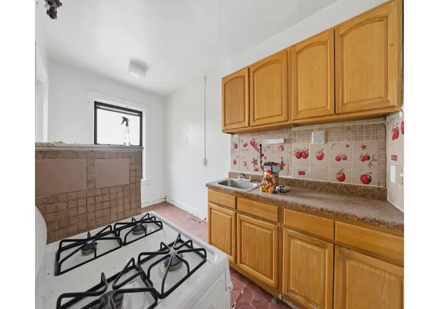 5th image of 1715 Nelson Ave #6C, New York City, NY 10453 | MLS# RLS20085951