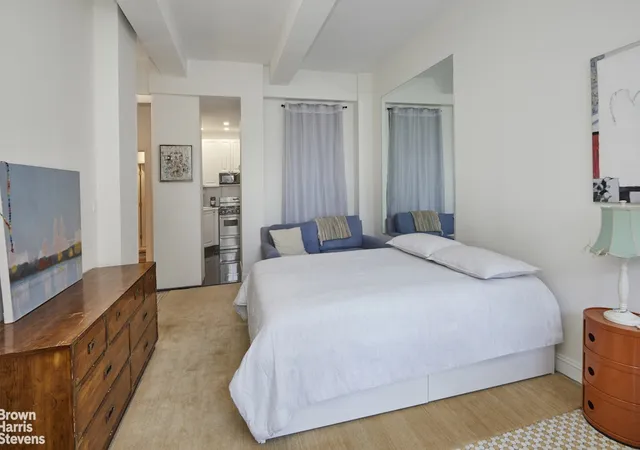 Photo 3 of Condo for sale at 52 E 78th Street #8B, New York City, NY 10075 | MLS# RLS20085956 | Listing updated on 2026-05-17