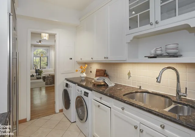 Photo 4 of Townhouse for sale at 301 E 52nd Street #1C, New York City, NY 10022 | MLS# RLS20086092 | Listing updated on 2026-08-02