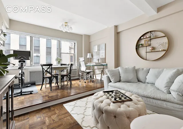 Photo 1 of Condo for sale at 7 Lexington Ave #9F, New York City, NY 10010 | MLS# RLS20086126 | Listing updated on 2026-04-25