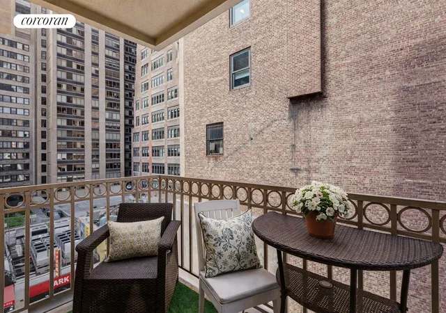 Listing Photo 5 - Condo for sale in building located at 845 2Nd Ave, New York City, NY 10017 - Unit #6B