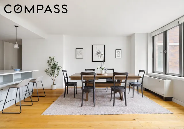 2nd image of 455 Main St, New York City, NY 10044