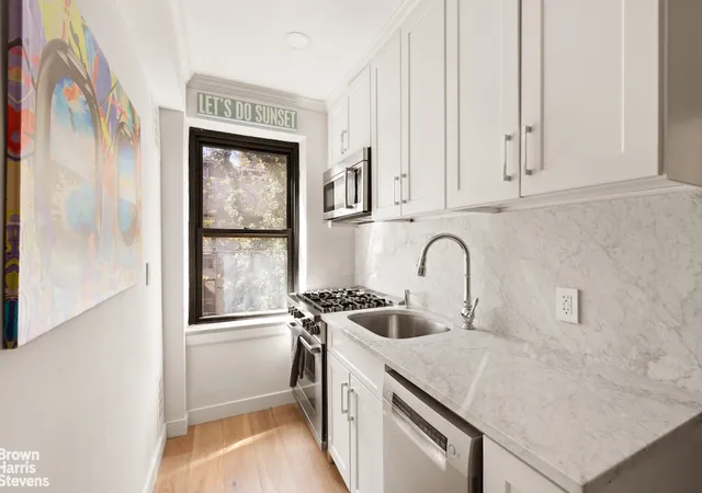 Photo 3 of Sale Pending at 505 E 82nd Street #6G, New York City, NY 10028 | MLS# RLS20086354 | Listing updated on 2026-08-03