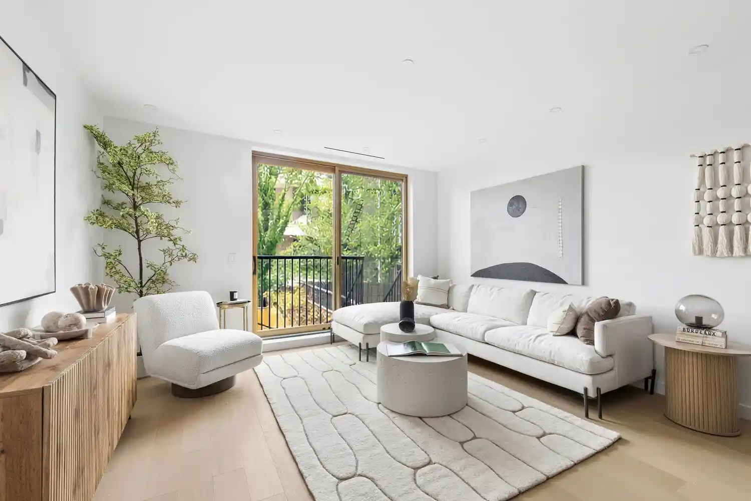 Listing Photo 1 - Condo for sale in 19 N Henry St located at 19 N Henry St, New York City, NY 11222 - Unit #GDN2