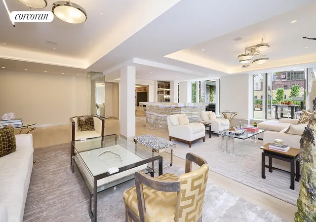 Listing Photo 1 - Condo for sale in building located at 870 5Th Ave, New York City, NY 10065 - Unit #14E