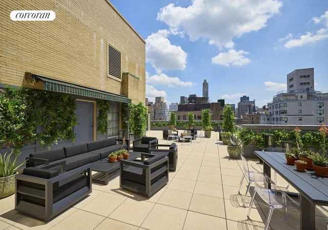 Listing Photo 5 - Condo for sale in building located at 870 5Th Ave, New York City, NY 10065 - Unit #14E
