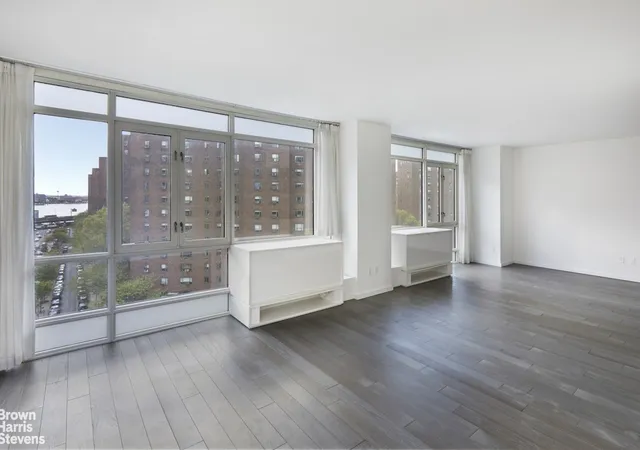 Photo 2 of Condo for sale at 385 1st Avenue #9E, New York City, NY 10010 | MLS# RLS20086370 | Listing updated on 2026-05-19