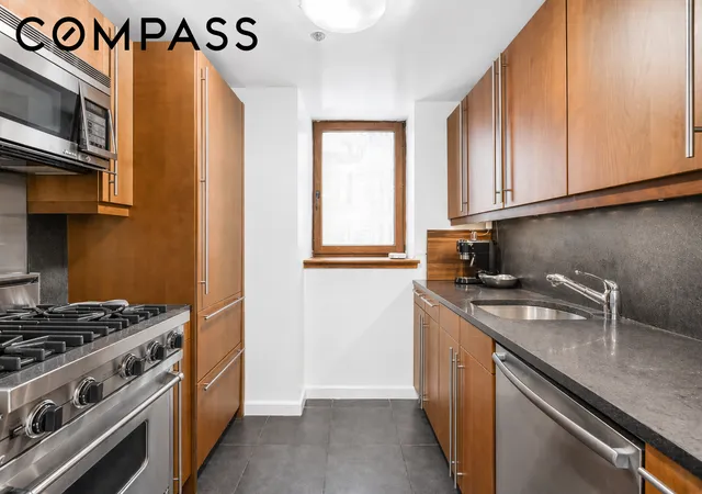 Photo 3 of House for sale at 305 2nd Avenue #518, New York City, NY 10003 | MLS# RLS20086428 | Listing updated on 2026-07-28