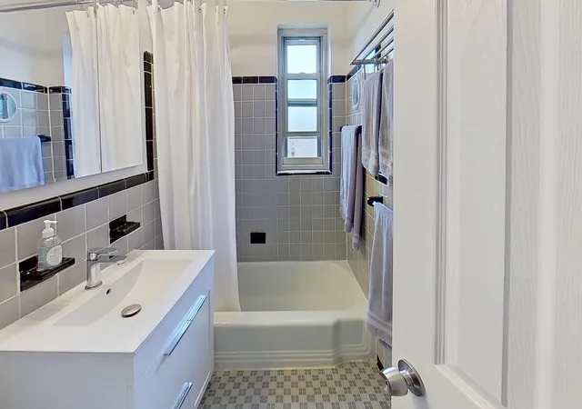 7th image of 1010 Sherman Ave #3-D, Bronx, NY 10456 | MLS# RLS20086525
