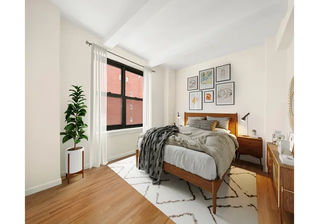 4th image of 245 E 72Nd St, New York City, NY 10021