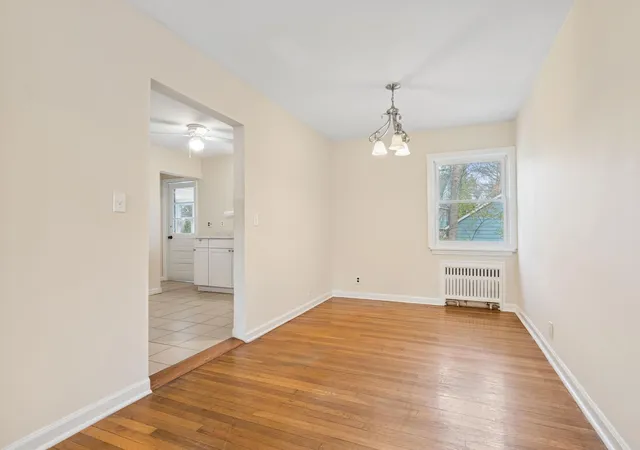 Photo 4 of Single family home for sale at 81 Midland Rd, Staten Island, NY 10308 | MLS# RLS20086567 | Listing updated on 2026-07-21