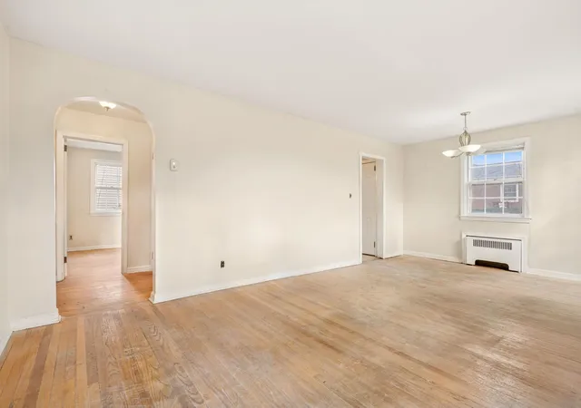 Photo 2 of Single family home for sale at 97 Westcott Blvd, New York City, NY 10314 | MLS# RLS20086574 | Listing updated on 2026-07-21