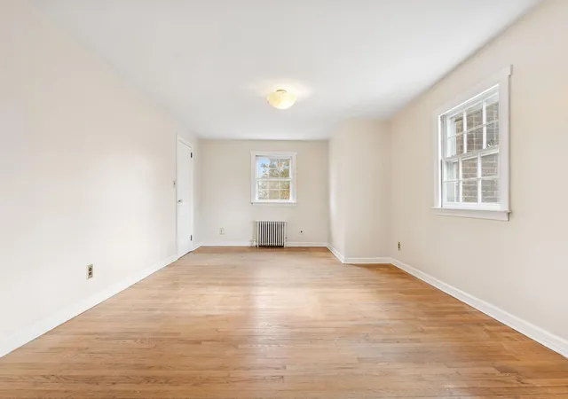 Photo 4 of Single family home for sale at 97 Westcott Blvd, New York City, NY 10314 | MLS# RLS20086574 | Listing updated on 2026-07-21