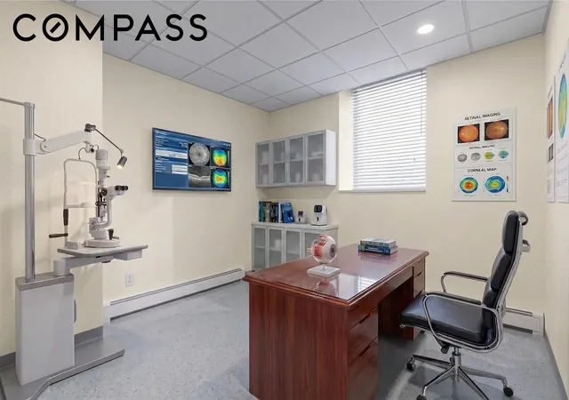 Photo 3 of Condo for sale at 450 Clinton St #1P, New York City, NY 11231 | MLS# RLS20079068 | Listing updated on 2026-09-01
