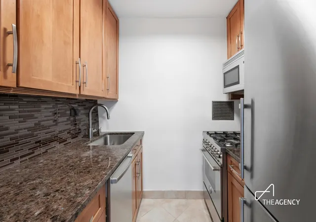 Photo 3 of Sale Pending at 167 E 67th Street #14B, New York City, NY 10065 | MLS# RLS20086728 | Listing updated on 2026-07-15