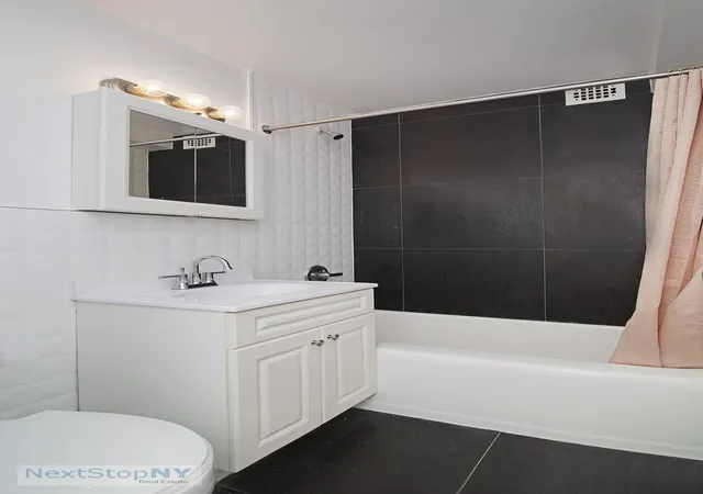 Homes for sale in New York City, NY | 200 E 36Th St #9F, New York City, NY 10016 | MLS# RLS20086730
