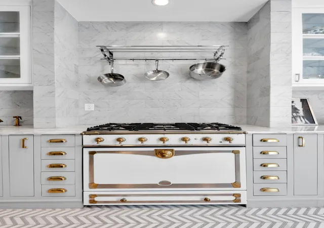 Listing Photo 4 - Condo for sale in building located at 14 Sutton Pl S, New York City, NY 10022 - Unit #7C