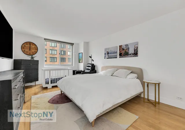 4th image of 345 E 93Rd St #8K, New York, NY 10128 | MLS# RLS20086848