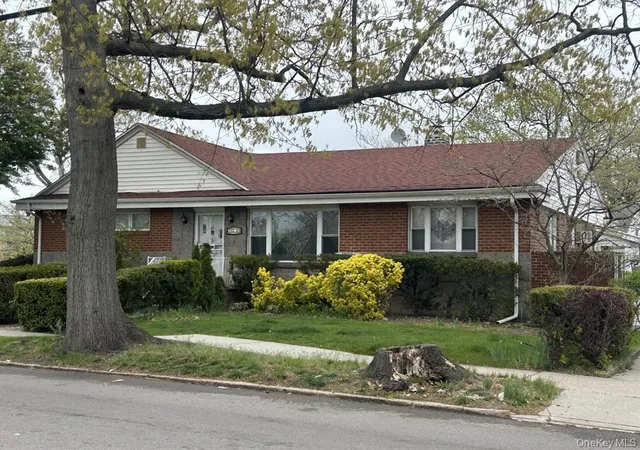 Photo 1 of Sale Pending at 168 04 Grand Central Pkwy, New York City, NY 11432 | MLS# RLS20086930 | Listing updated on 2026-08-04
