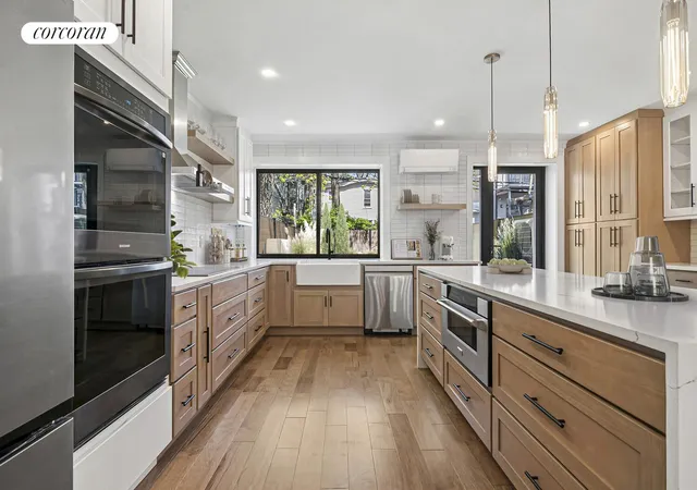Photo 3 of Single family home for sale at 297 Bainbridge St, New York City, NY 11233 | MLS# RLS20086999 | Listing updated on 2026-08-03