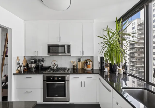 Photo 2 of House for sale at 300 E 64th Street #14A, New York City, NY 10021 | MLS# RLS20087014 | Listing updated on 2026-05-05