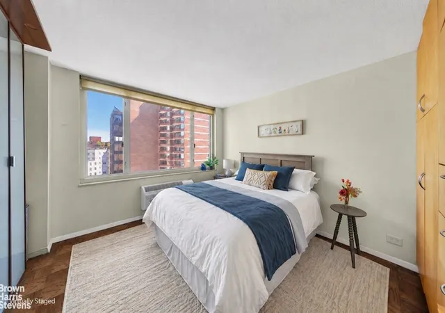 4th image of 130 W 67Th St #22H, New York City, NY 10023 | MLS# RLS20087043