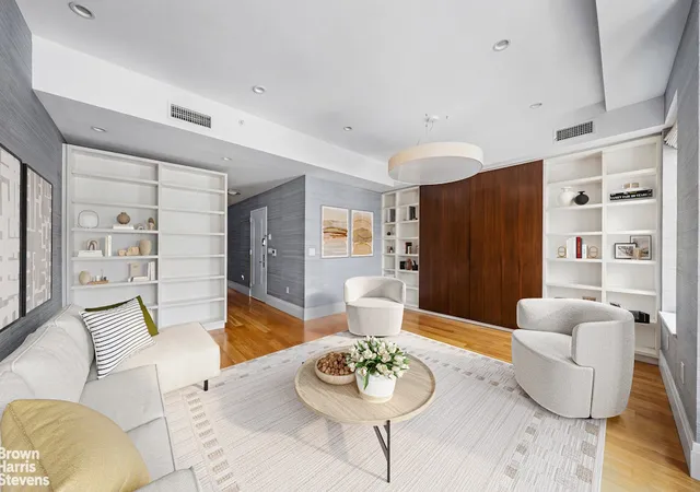 Listing Photo 1 - Condo for sale in building located at 272 W 86Th St, New York City, NY 10024 - Unit #3E