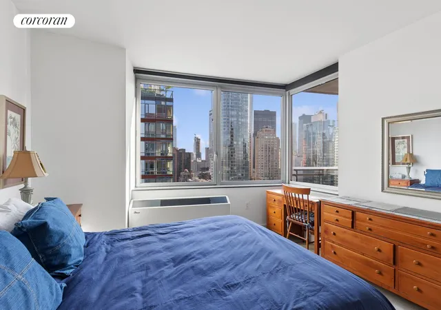 5th image of 30 West St #33B, New York City, NY 10004 | MLS# RLS20087123