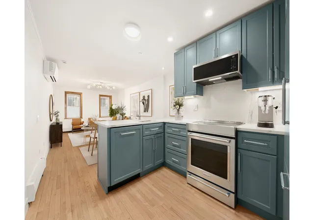 5th image of 41 Putnam Ave, New York City, NY 11238