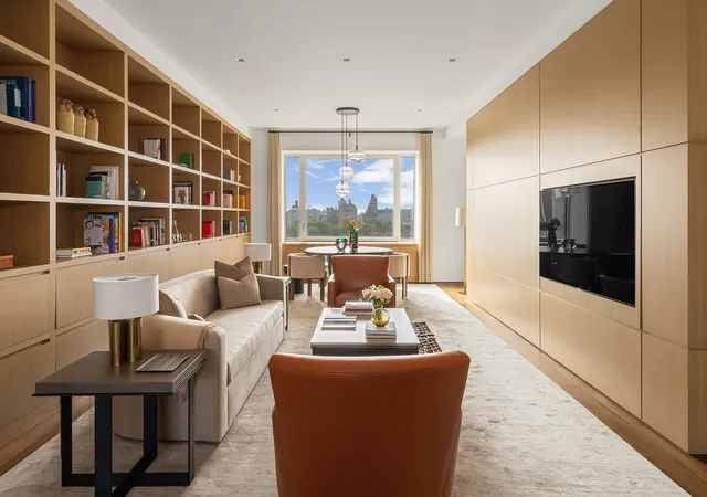 Photo 4 of Sale Pending at 2 E 88th Street #11TH, New York, NY 10128 | MLS# RLS20087176 | Listing updated on 2026-06-12